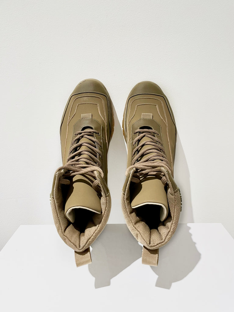 Assault Coyote kevlar boots