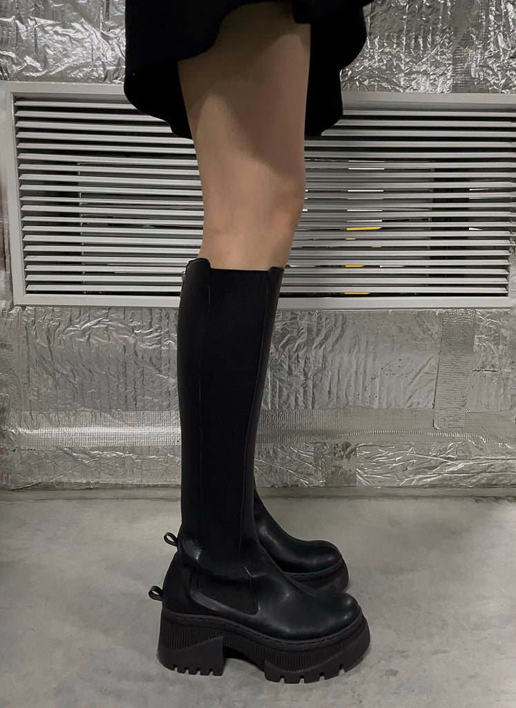 Chelsea Knee Boots