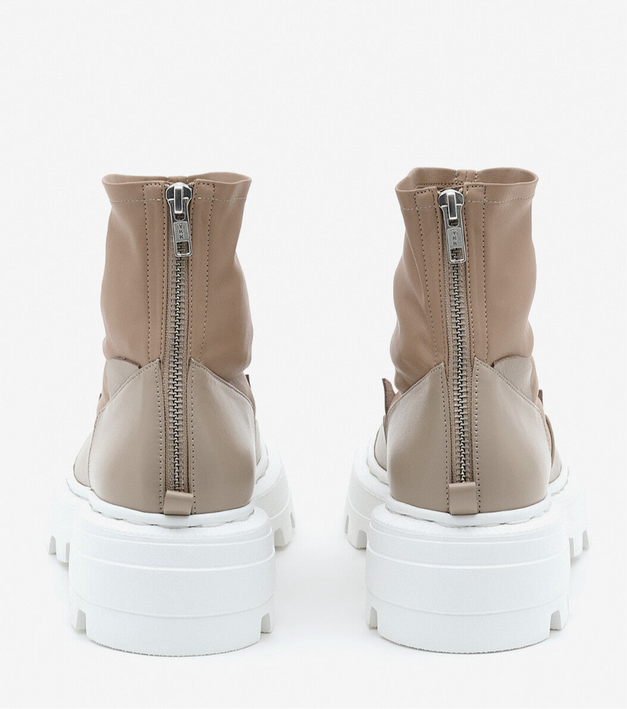 Exo Nude Segment Boots