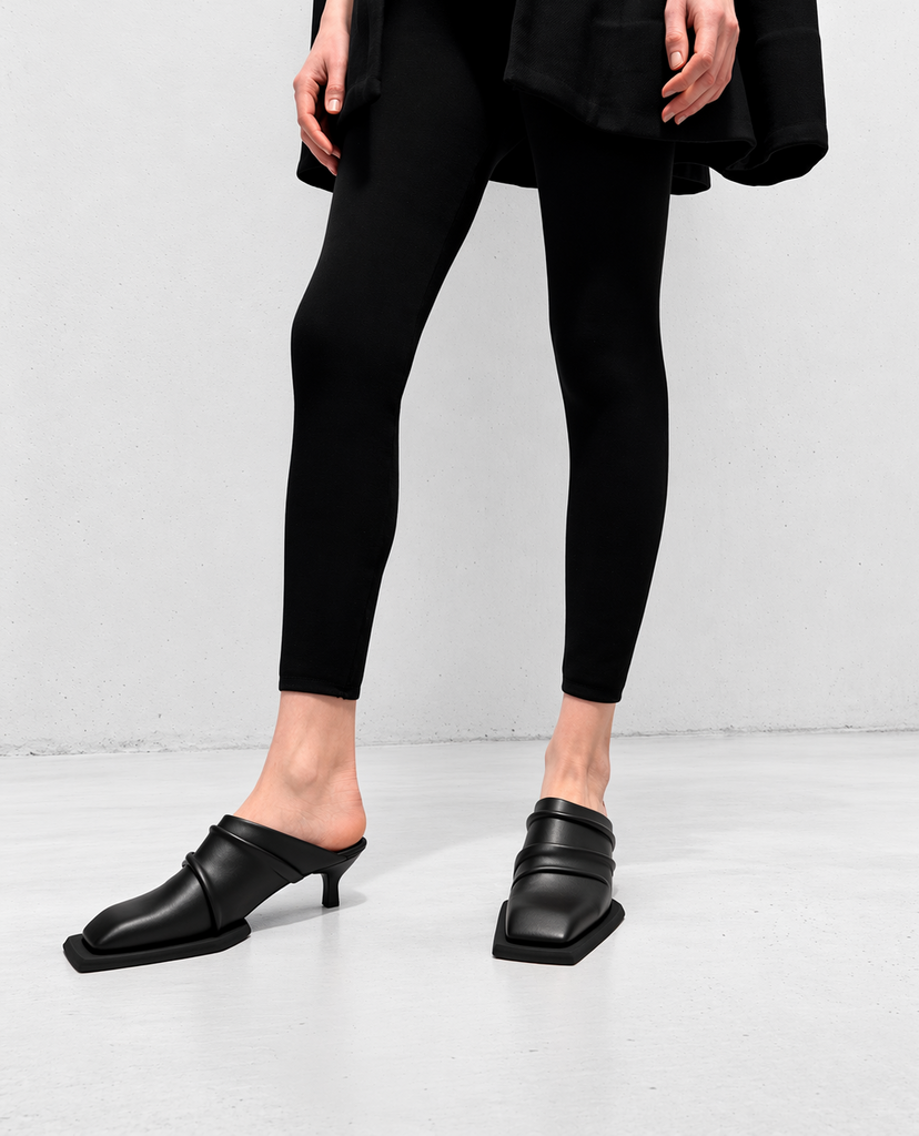 Kitten Heel Folded Sabo