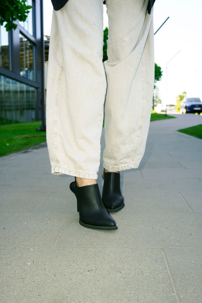 Slingback Mules Black