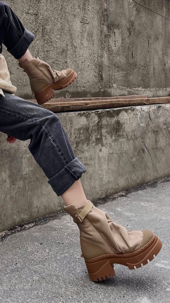 Baggy Beige Boots