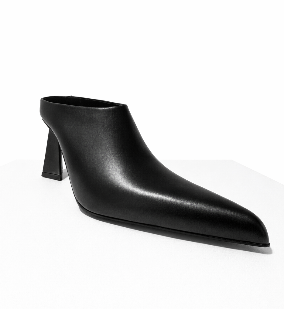 Pointed Mules