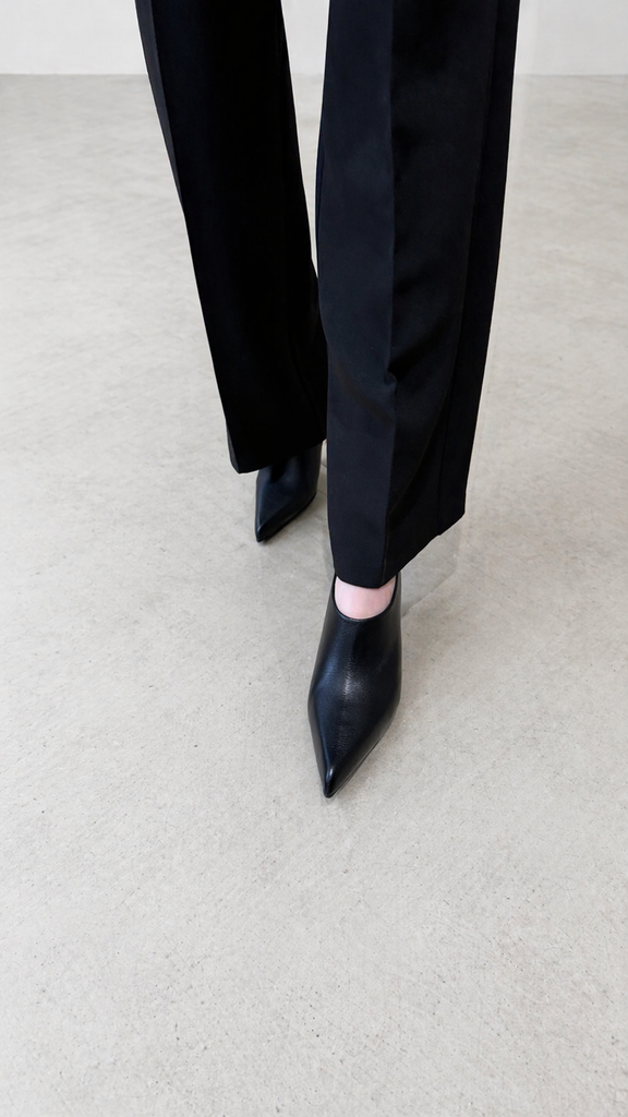 Pointed Mules