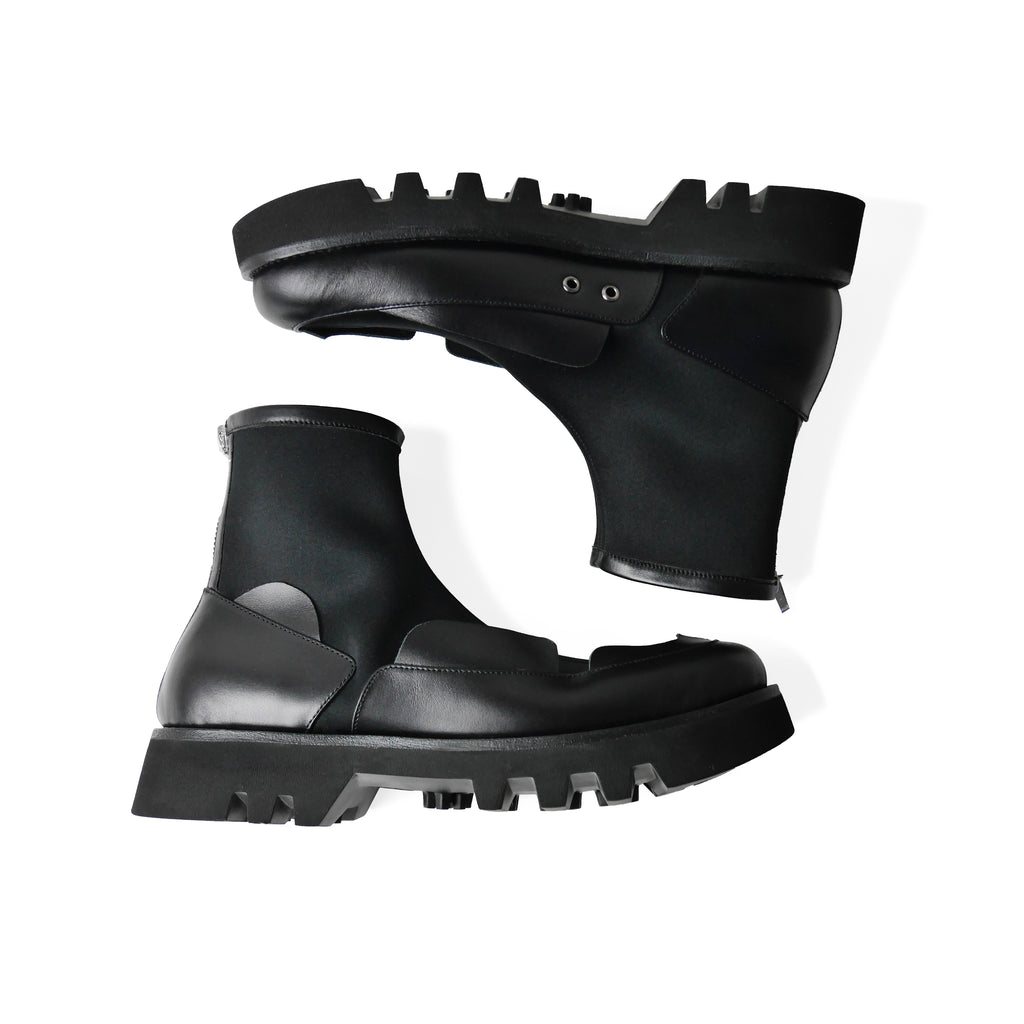 Exo Black Segment Boots