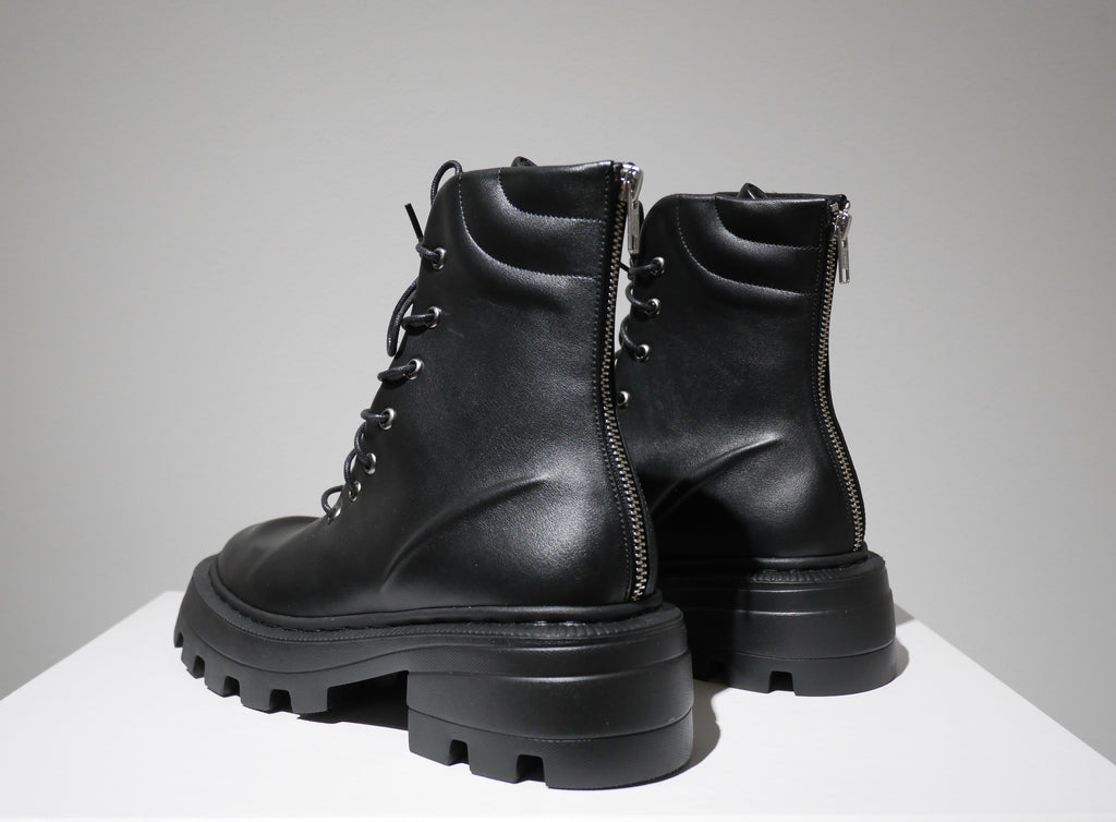 Black Leather Zipped Boots